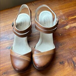 CLARKS NWOT Valarie Rally Heeled Mules in Mahogany Size 8